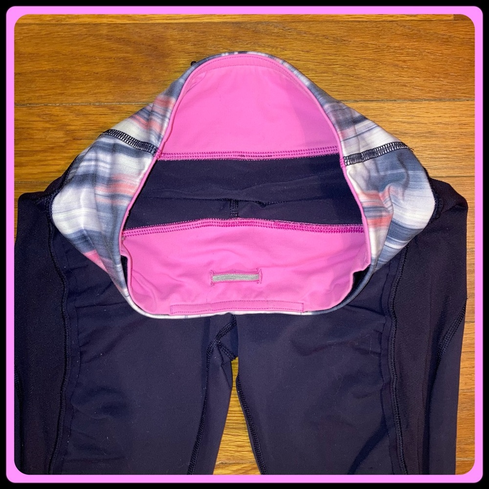 Lululemon cropped workout pants/leggings - Picture 8 of 9